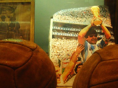 Maradona-TouR-of-Buenos-Aires