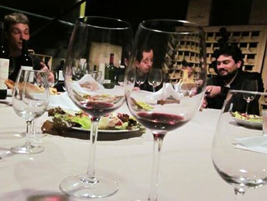 Wine-Tasting-Vinoteca-J-Alberdi 