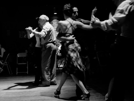 Milonga-Tour-with-tango-lessons