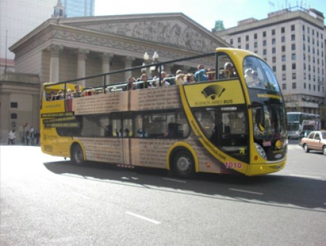 Hop-on-hop-off-Open-Bus-tour 